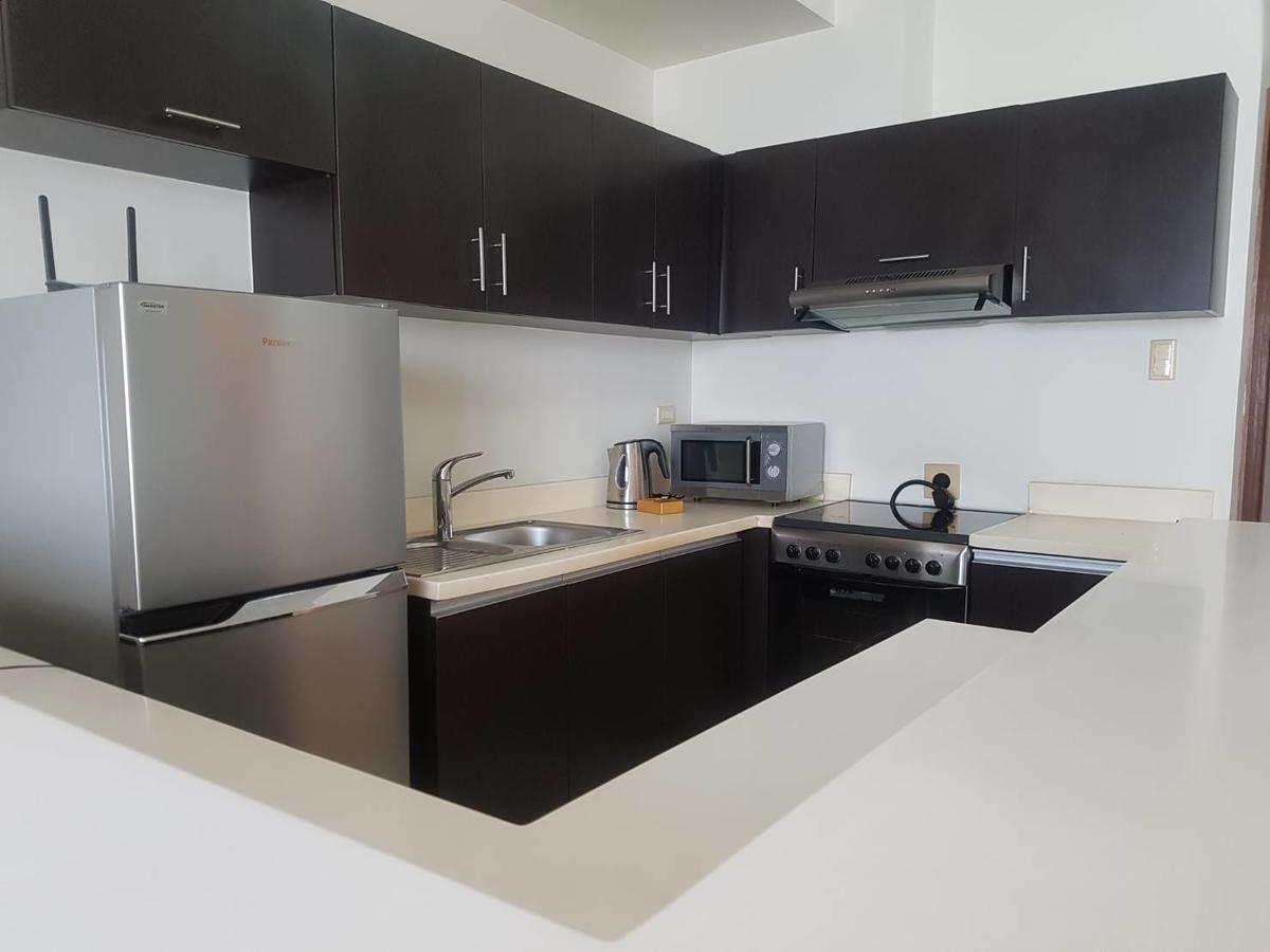 Apartamento Eton Baypark Manila Exterior foto